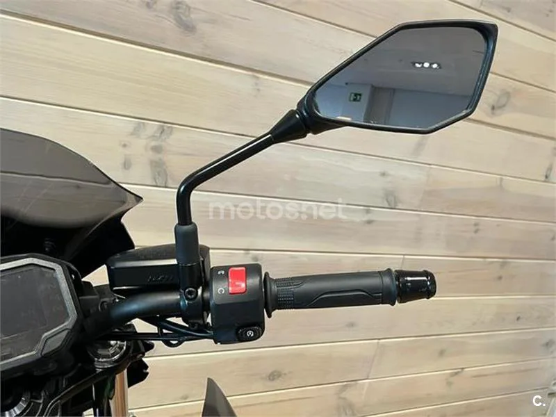 Kawasaki Z650 – Vista 14