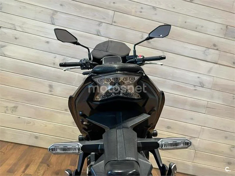 Kawasaki Z650 – Vista 6