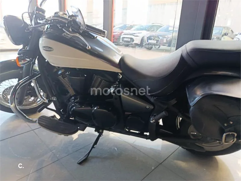 Kawasaki VN 900 Classic – Vista 12