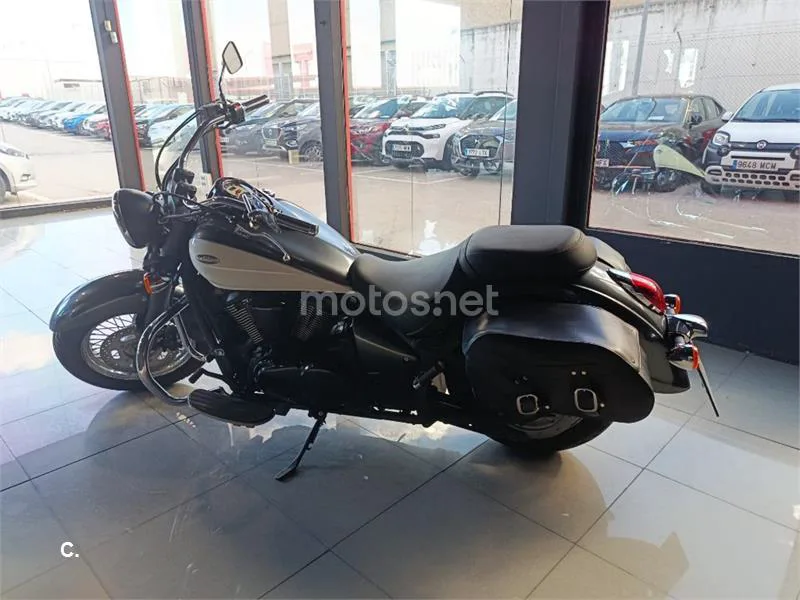 Kawasaki VN 900 Classic – Vista 3