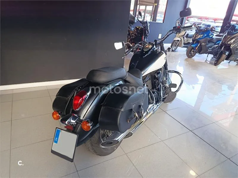 Kawasaki VN 900 Classic – Vista 8
