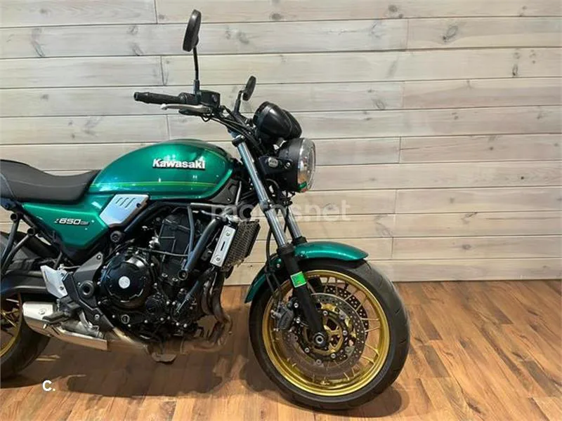 Kawasaki Z650 – Vista 8