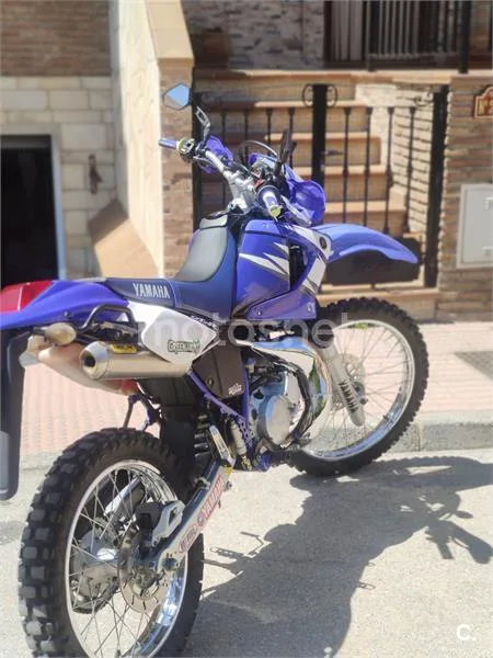 Yamaha DT 125 – Vista 6