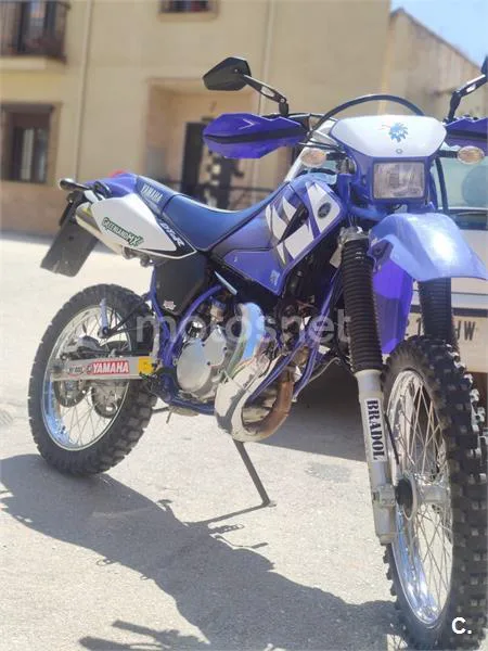Yamaha DT 125 – Vista 9
