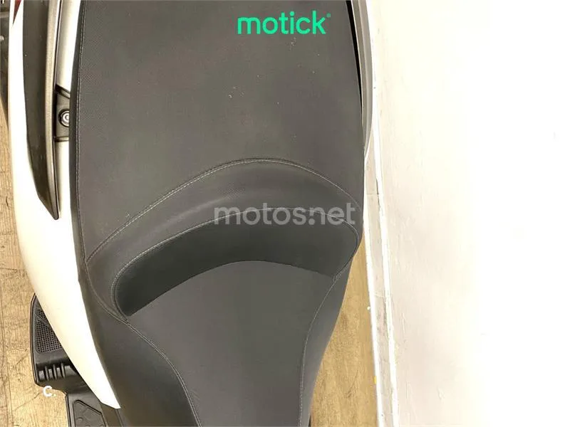 Kymco Super Dink 125 – Vista 12