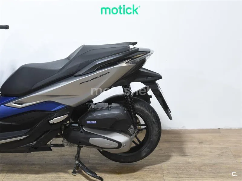 Honda Forza 125 – Vista 9
