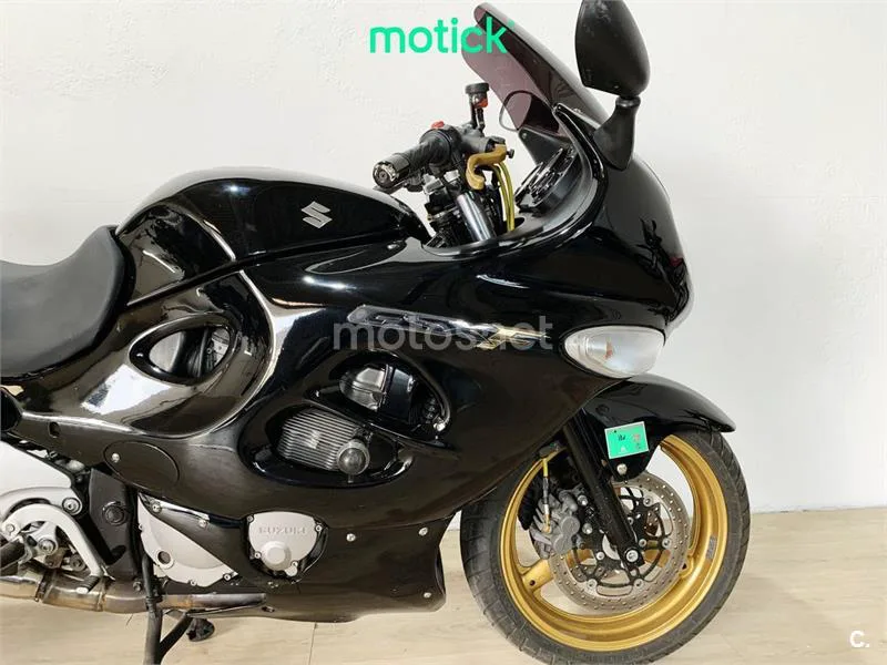 Suzuki GSX 750F – Vista 3