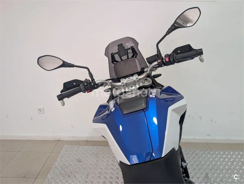BMW F 900 GS – Vista 13