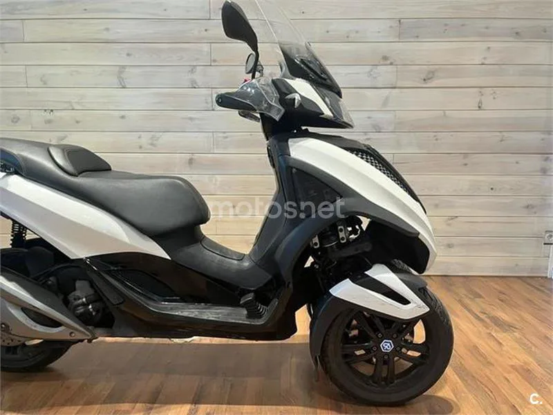 Piaggio MP3 – Vista 8