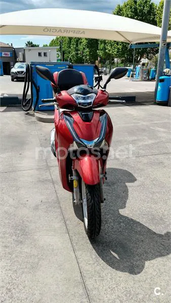 Honda SH125i – Vista 4