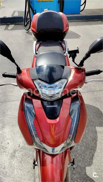 Honda SH125i – Vista 8