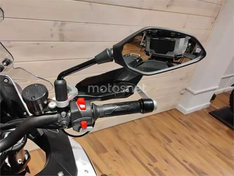 QJ Motor SRT 700 X – Vista 13