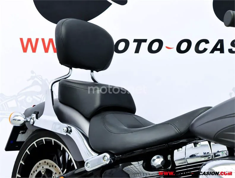 Harley-Davidson Breakout - Vista 11