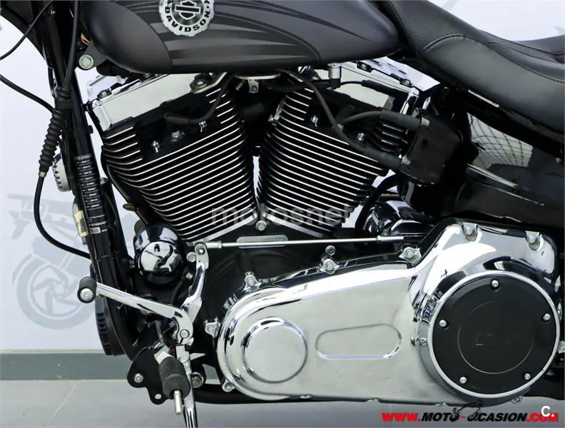 Harley-Davidson Breakout - Vista 10