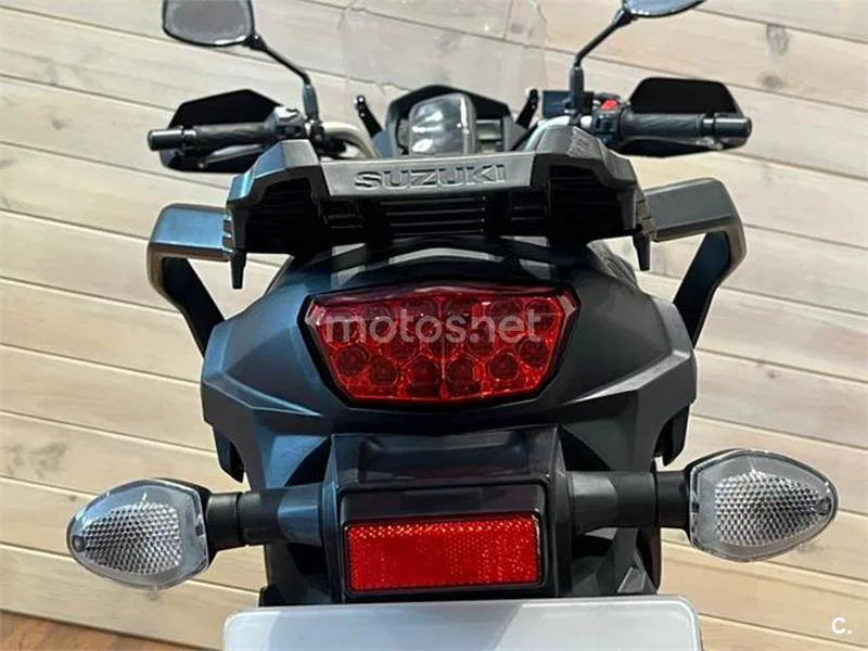 Suzuki V-Strom 650 – Vista 6