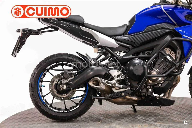 Yamaha MT-09 – Vista 8