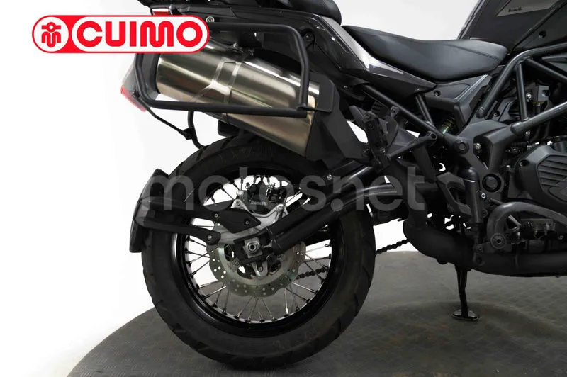 Benelli TRK 502 – Vista 14