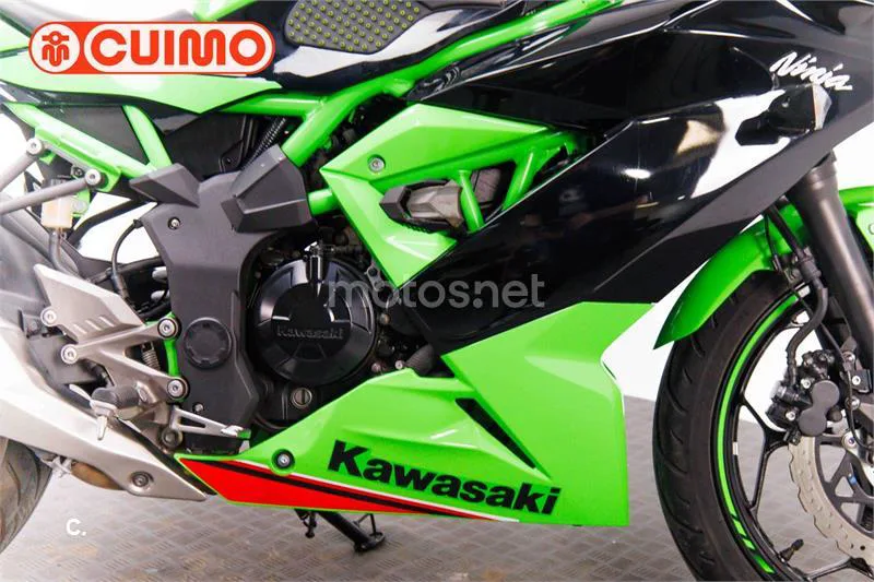 Kawasaki Ninja 125 – Vista 13