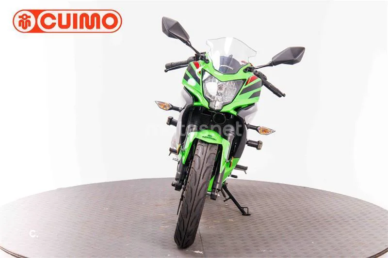 Kawasaki Ninja 125 – Vista 10