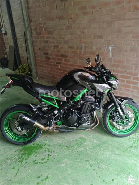 Kawasaki Z900 – Vista 2