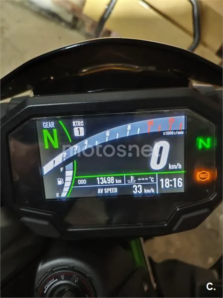 Kawasaki Z900 – Vista 11