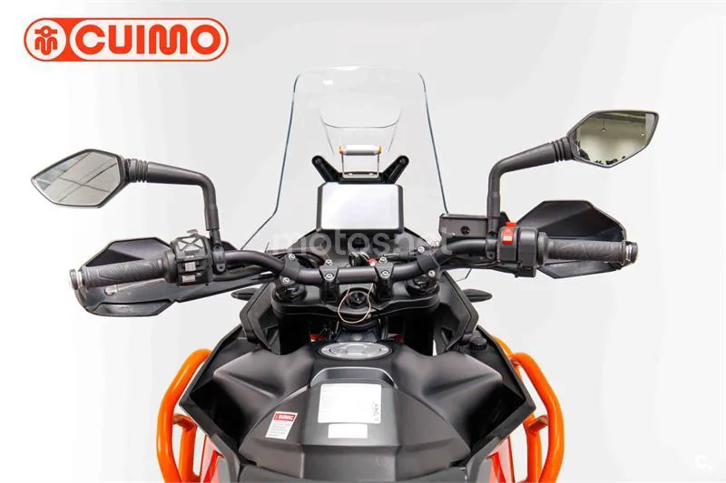 KTM 790 – Vista 17