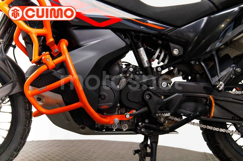 KTM 790 – Vista 19