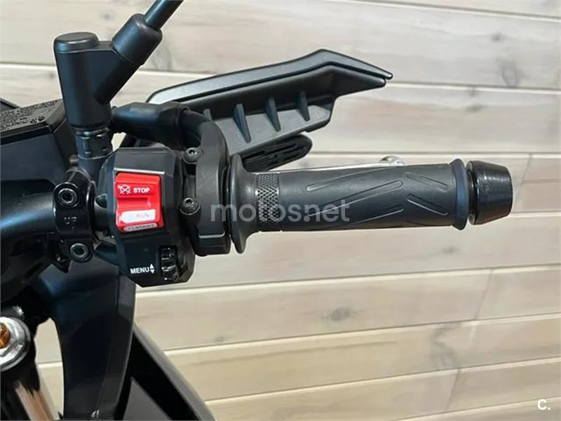 Yamaha Tracer 7 – Vista 14