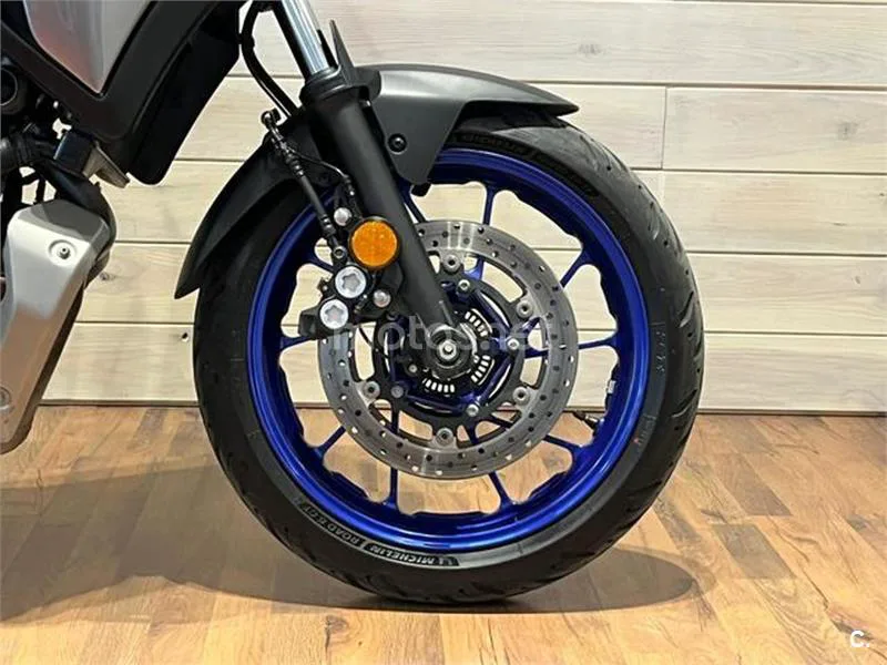 Yamaha Tracer 7 – Vista 9