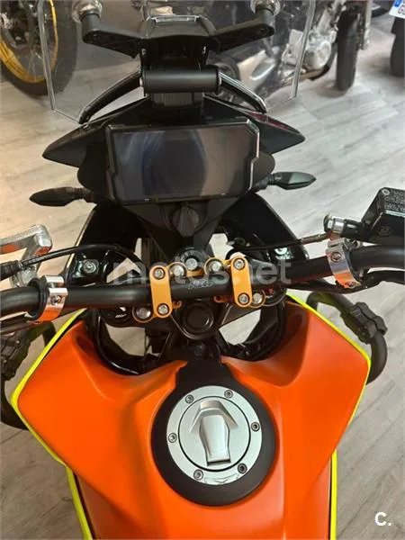 KTM 390 – Vista 5