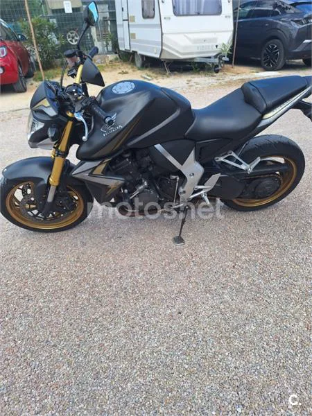 Honda CB 1000R Tricolor/Mat Cynos/Gris – Vista 2
