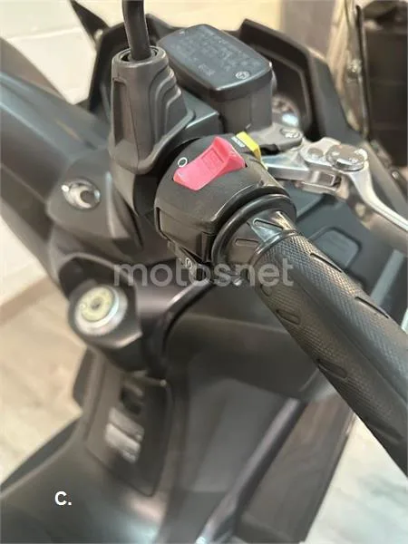 Kymco Super Dink 125 – Vista 4