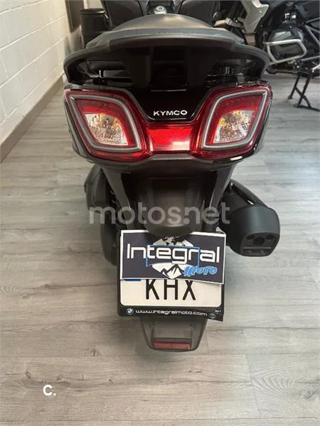 Kymco Super Dink 125 – Vista 6