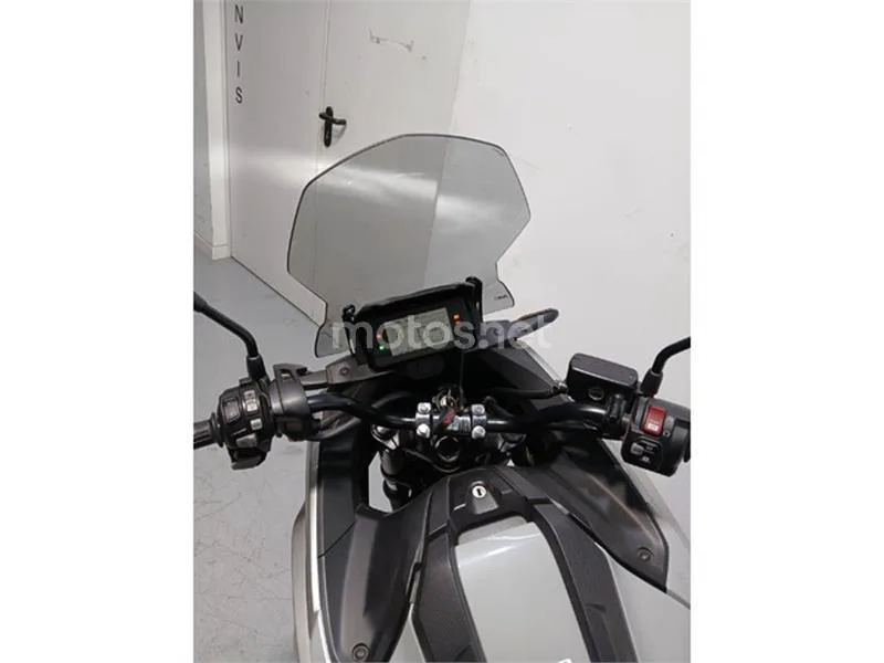 Honda NC 750 X – Vista 7