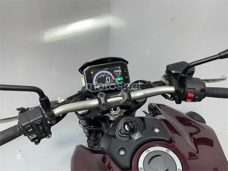 Honda CB 1000R – Vista 7