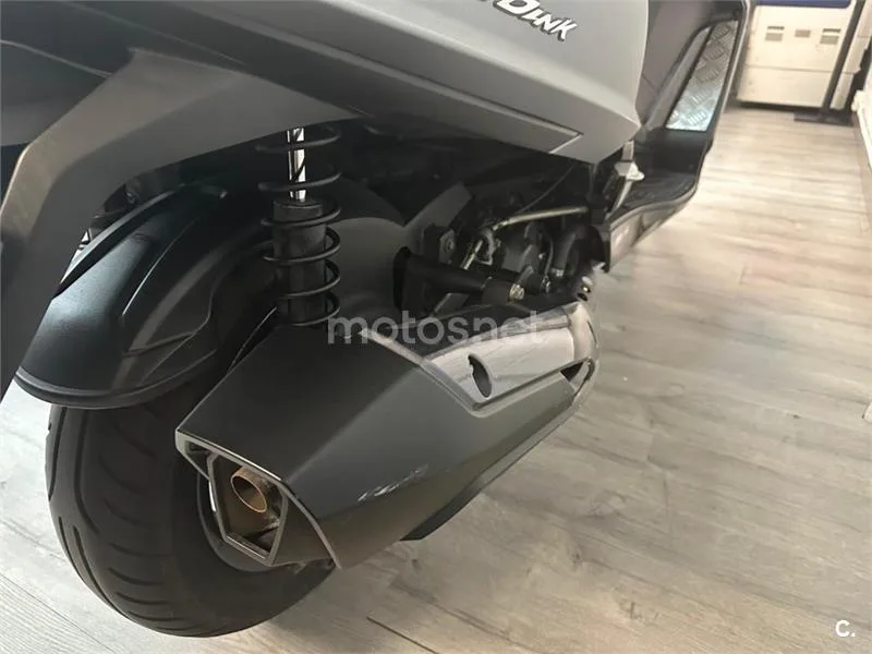 Kymco Super Dink 350 – Vista 11