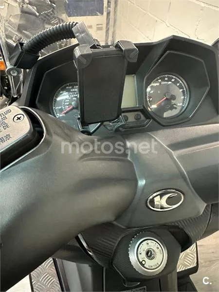 Kymco Super Dink 350 – Vista 12