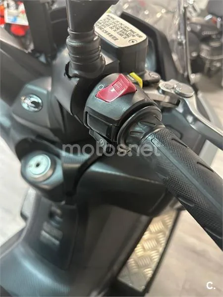 Kymco Super Dink 350 – Vista 7