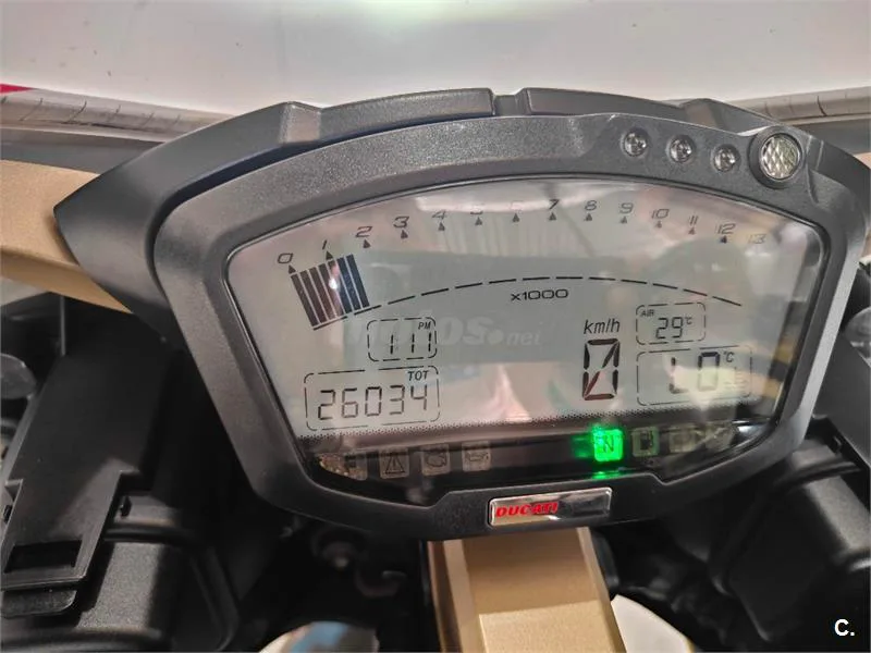 Ducati 848 Superbike – Vista 11