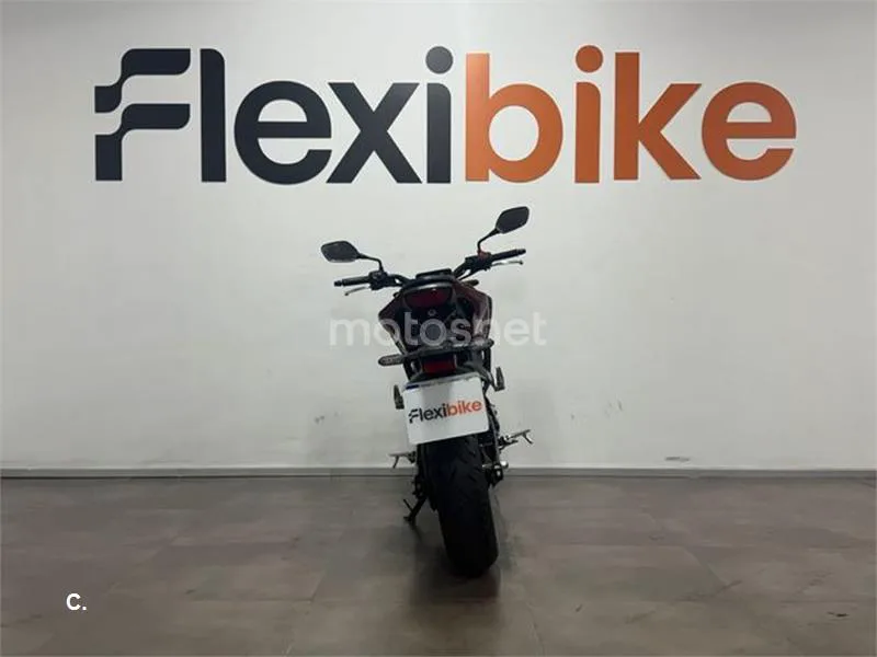 Honda CB 125 R – Vista 5