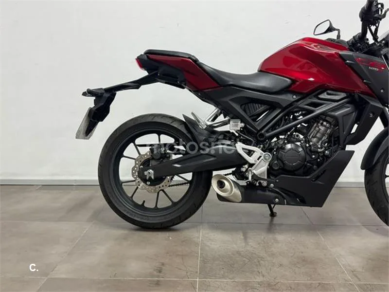 Honda CB 125 R – Vista 7
