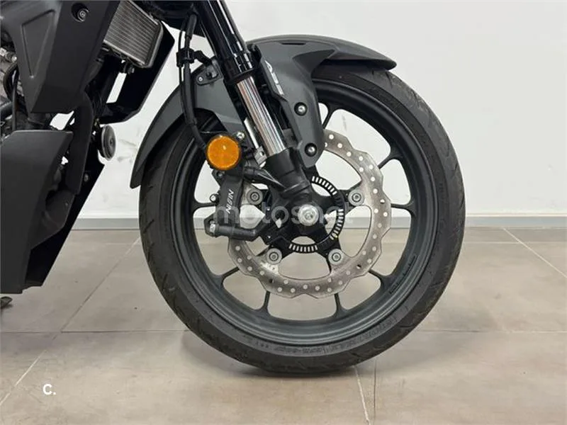 Honda CB 125 R – Vista 10
