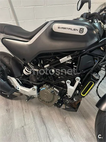 Husqvarna Svartpilen 125 – Vista 5