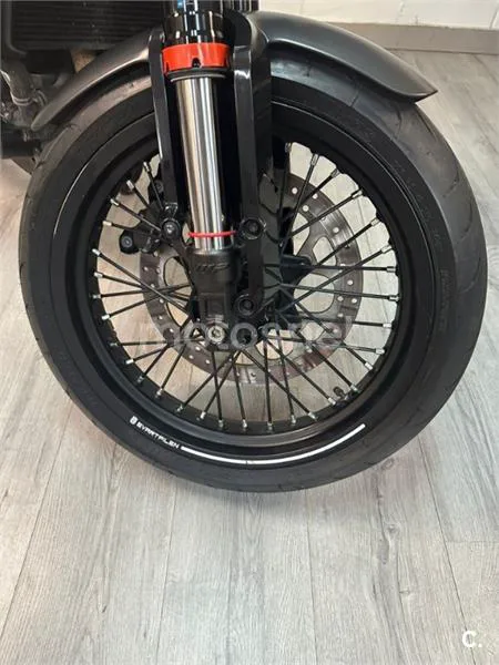 Husqvarna Svartpilen 125 – Vista 9