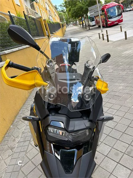 BMW F 750 – Vista 11