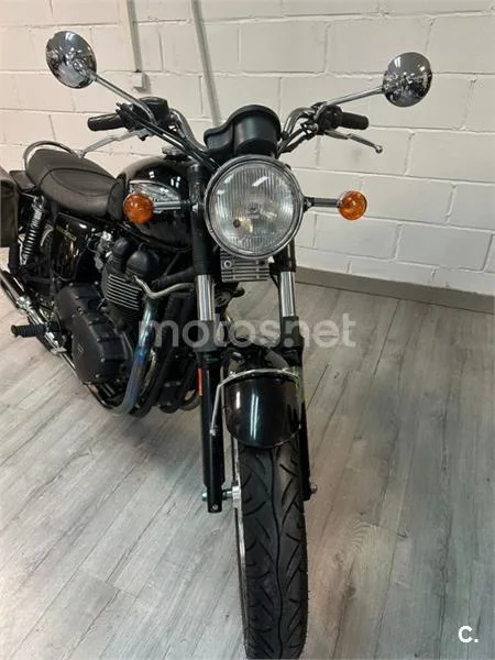 Triumph America – Vista 4
