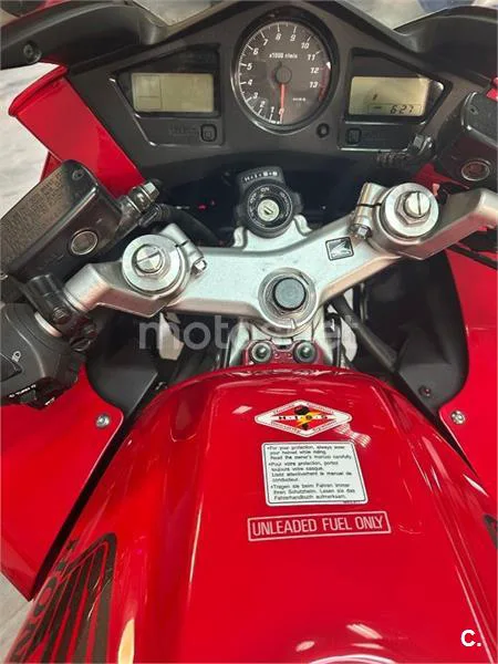 Honda VFR 800 – Vista 7