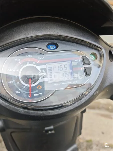 SYM Symphony ST LC 125 – Vista 3