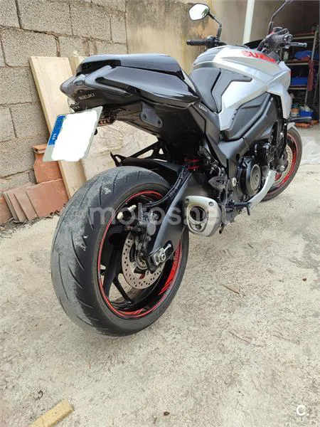 Suzuki Katana 1000 – Vista 3