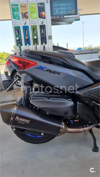 Yamaha XMAX 400 – Vista 3